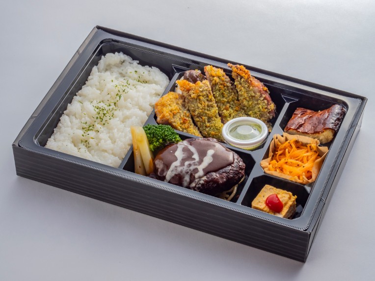 ぶどう豚の香草パン粉焼き＆有田牛の自家製ハンバーグ
