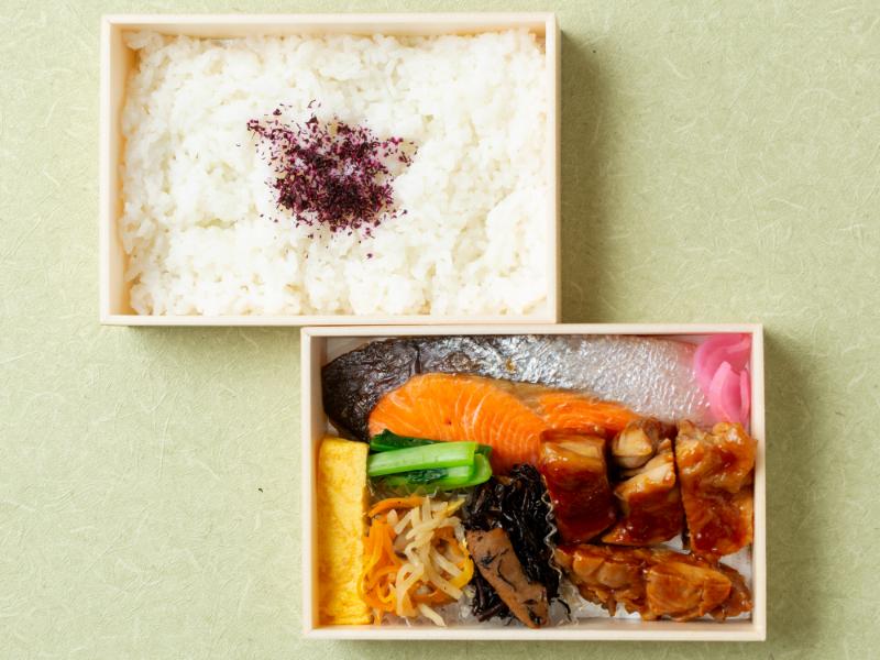 雅御膳～銀鮭と鶏の照り焼き～