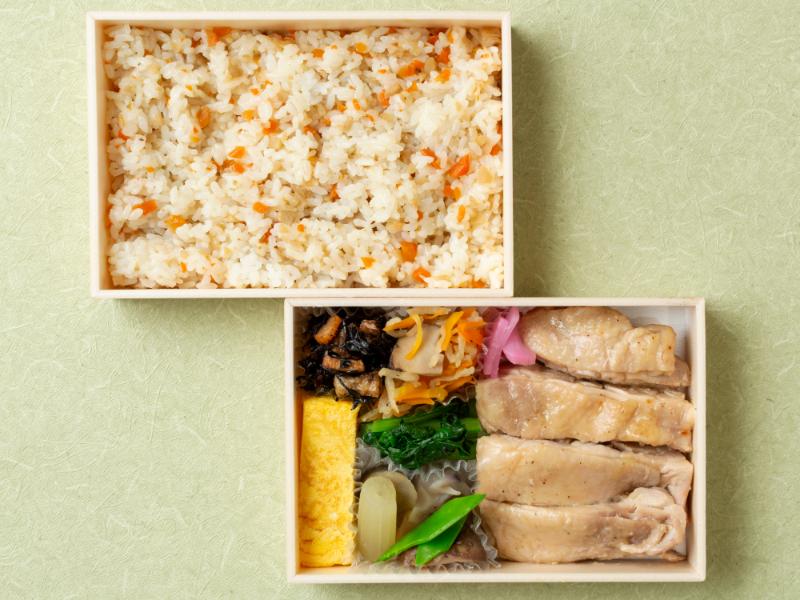 優御膳～鶏の極うま塩だれ焼きとおばんざい～彩り米