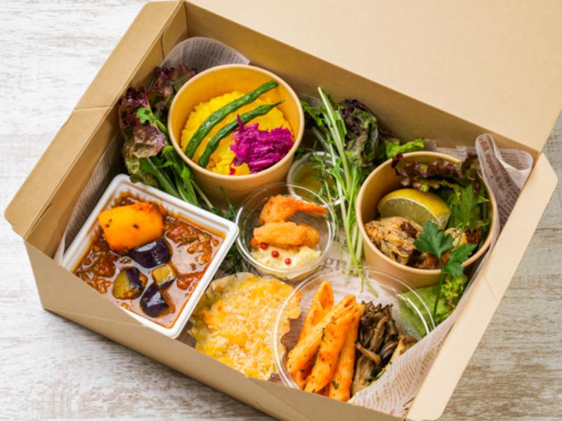 お一人様オードブルBOX〜クラフトキーマカレー＆エビフライ＆タイ風唐揚