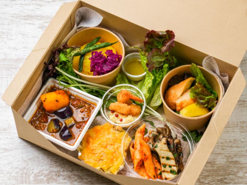 お一人様オードブルBOX〜クラフトキーマカレー＆エビフライ＆海老しんじょう