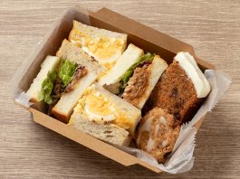 ウィズライフベーカリーの5種のデリ付きサンドイッチBOX【たまご