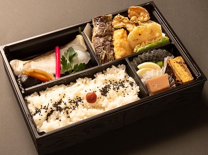 厳選幕の内弁当