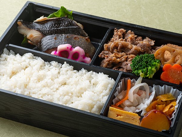 高級銀ダラ西京漬と黒毛和牛すき焼き弁当