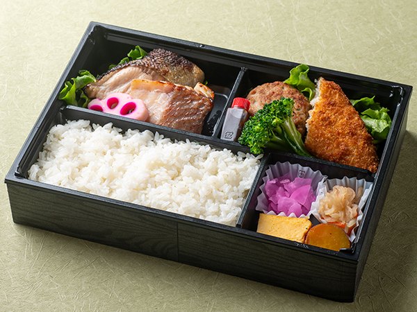 季節のおまかせ鮮魚2種西京漬とハンバーグ弁当