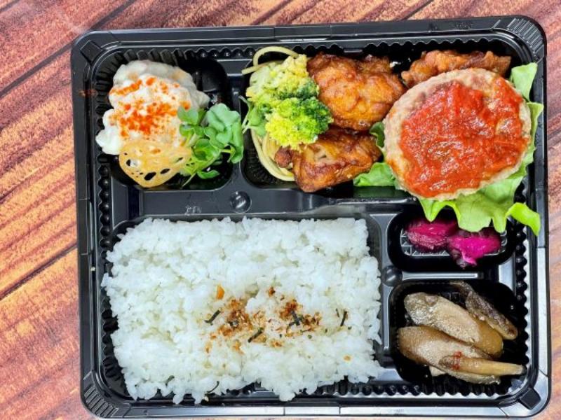 から揚げ＆ハンバーグ弁当