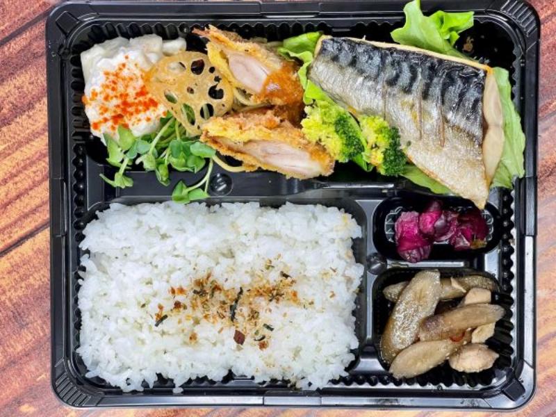 チキンカツ＆ノルウェー産塩サバ弁当