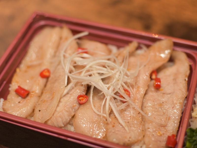 豚トロ弁当