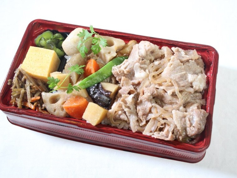 特選トロ牛すき焼き重