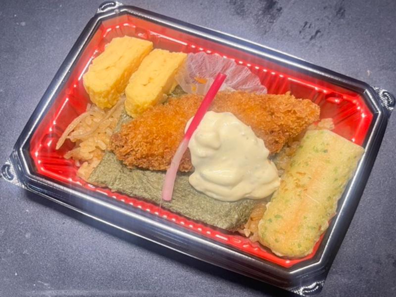 しめじ＆きんぴらの炊き込みご飯の海苔弁当