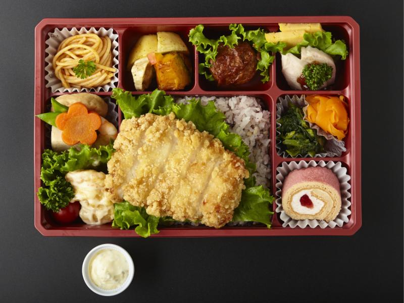 鶏の竜田揚げタルタルのお弁当