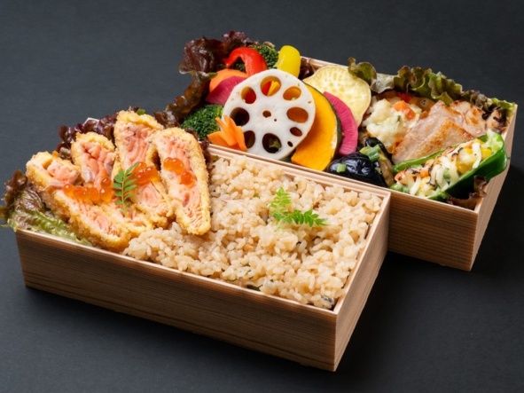 宮城のブランド銀鮭「銀王」のレアカツ弁当