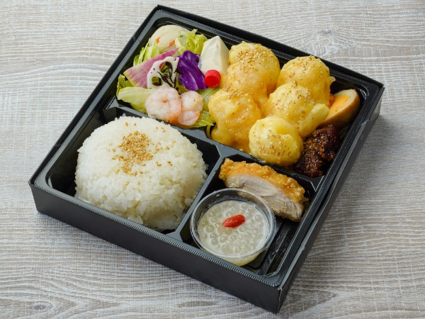 B  エビフリット弁当