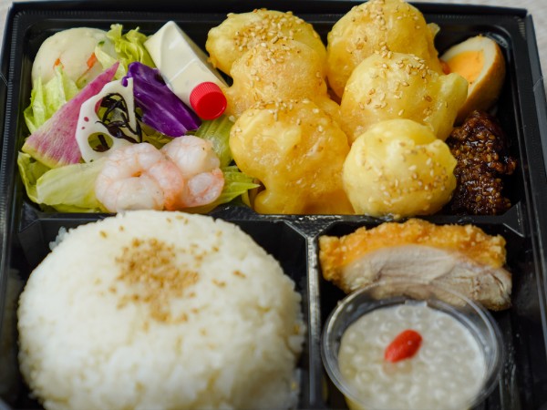 B  エビフリット弁当