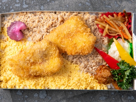 豚のヒレカツ重