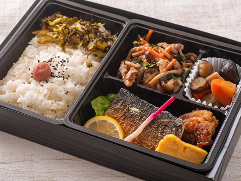 牛焼肉と鯖の塩焼き高菜幕の内弁当