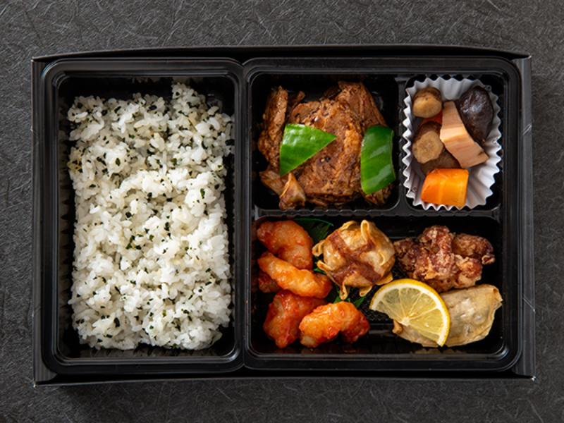 【四川風】中華料理とわかめごはん