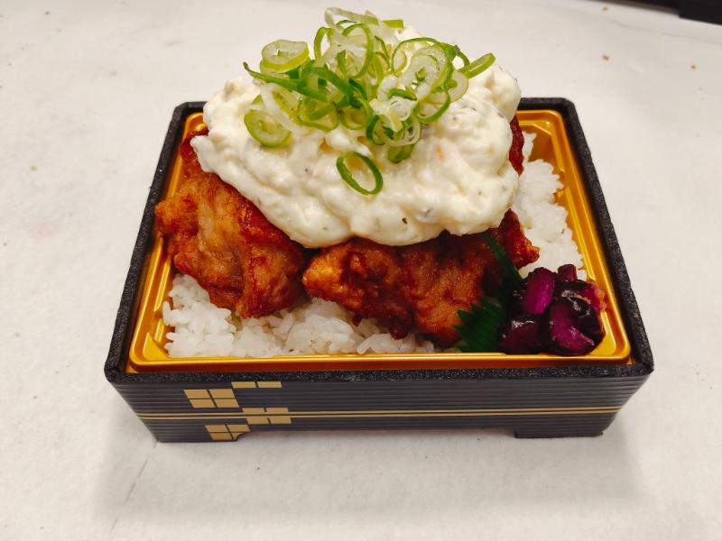 タルタル唐揚げタワー
