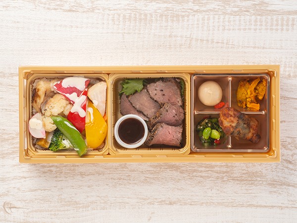 グリル野菜とローストビーフ弁当
