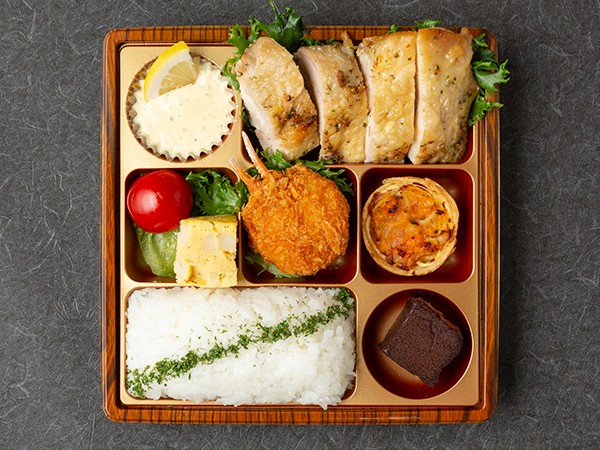 ハーブグリルチキンのタルタル添え贅沢洋食弁当