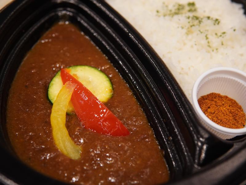 冷めても美味しい！黒毛七厘カレー（白米）