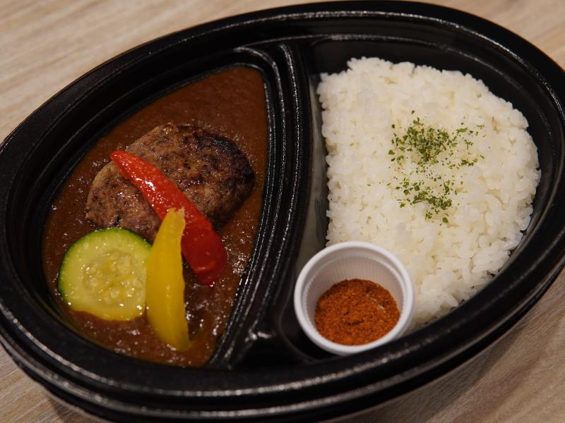 冷めても美味しい！黒毛七厘ハンバーグカレー（白米）