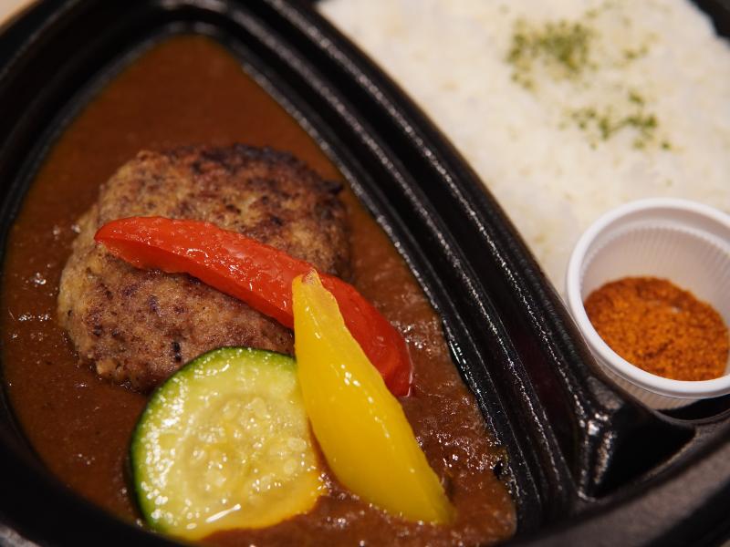 冷めても美味しい！黒毛七厘ハンバーグカレー（白米）