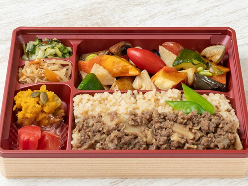 季節野菜の甘酢あん掛け（250㎖パック緑茶付き）