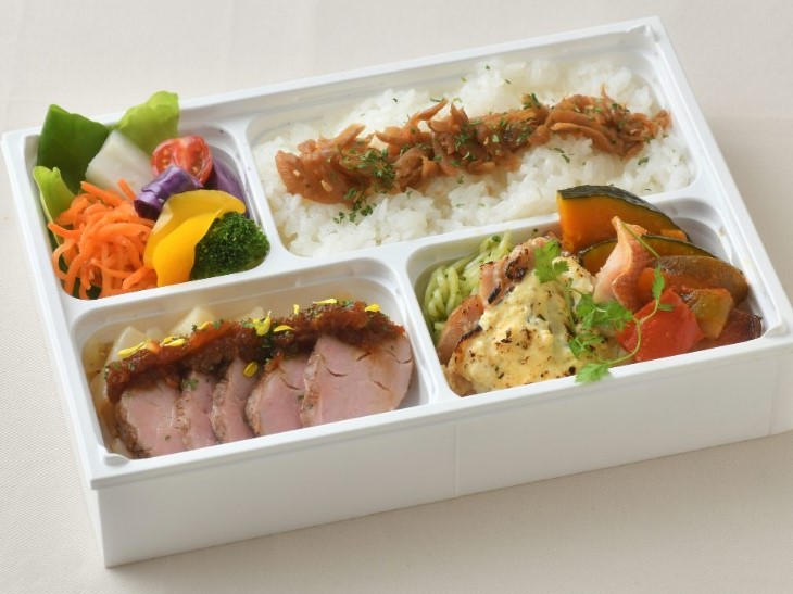 柔らか豚ヒレ肉のステーキ弁当