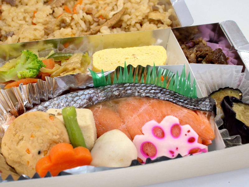 角壱（かくいち）鮭弁当（NO.201）
