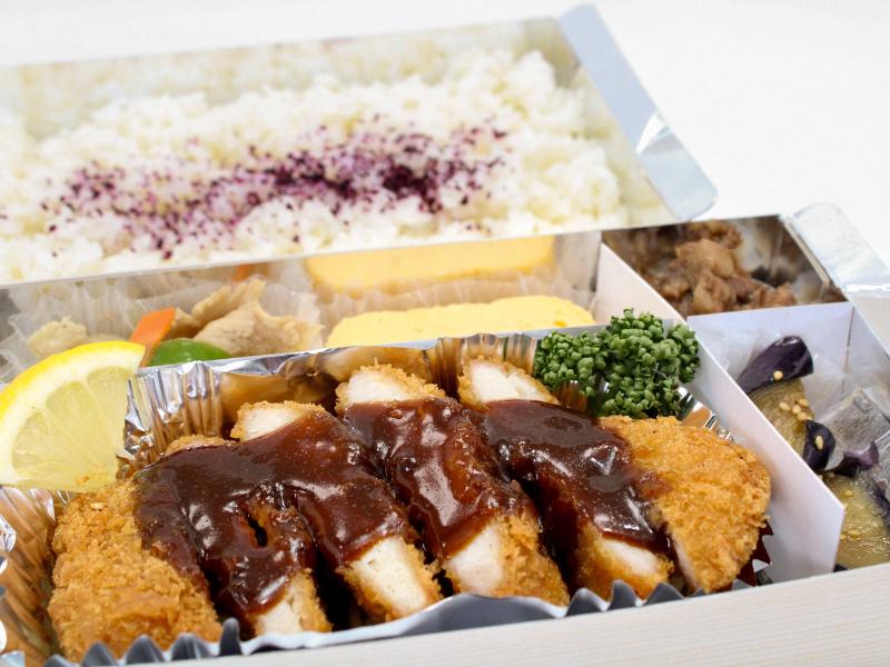 角壱（かくいち）ソース豚カツ弁当（NO.211）