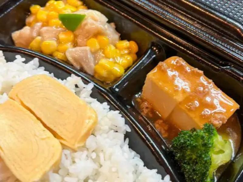 ほっこり塩味の鶏肉とコーン炒めボックス
