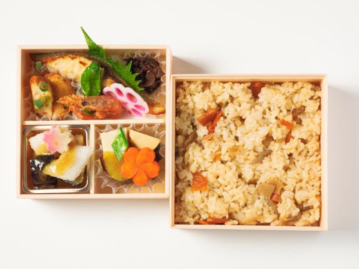 【懐石弁当】メダイ西京焼きと鰈のおろし餡掛け御膳（紙パック茶250ml付）