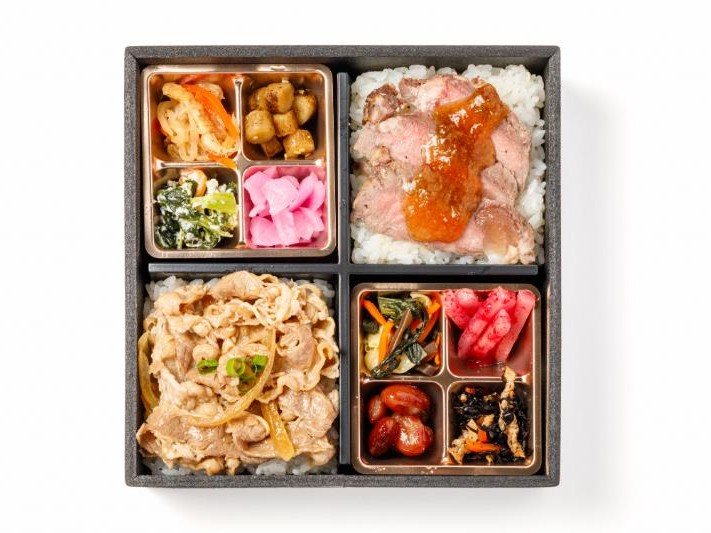 牛ロースステーキと柔らか牛飯の特選御膳（紙パック茶250ml付）