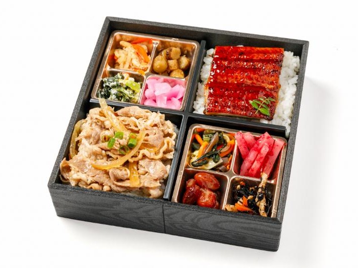 柔らか牛飯と鰻の特選御膳（紙パック茶250ml付）