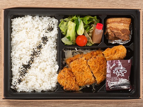 黒豚とんかつ特上＆黒豚角煮弁当