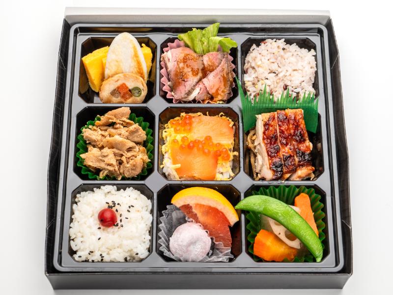 小分け弁当　つつじ