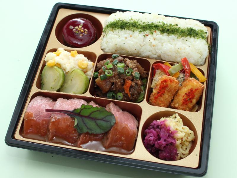 ｍｅｎｕ　ｔｅｎｄａｎｃｅ　ムニュ タンダンス　赤身のステーキ＆牛肉のラグー