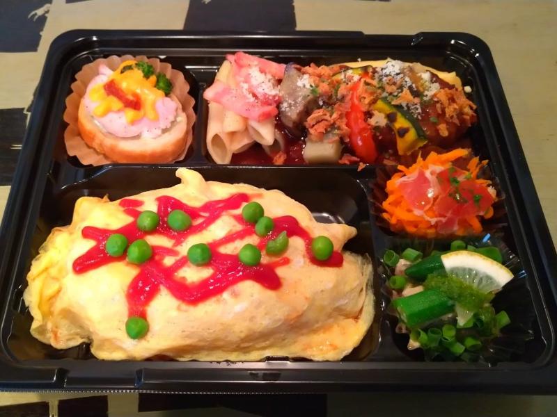 ハンバーグとオムライス弁当