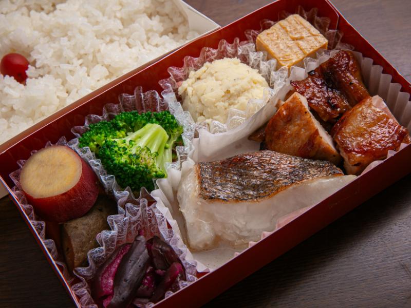 銀カレイ・壺焼きどり弁当