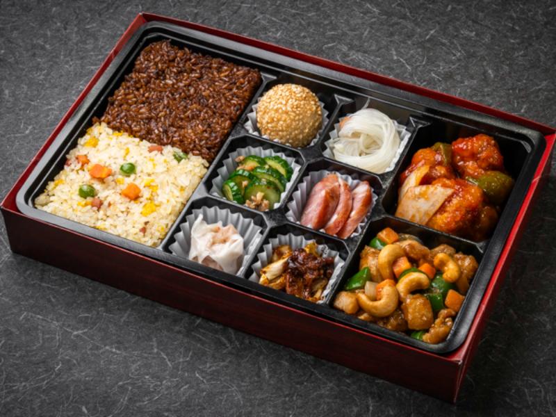 厳選ダブルメイン中華御膳（酢豚・鶏肉とカシューナッツ炒め）