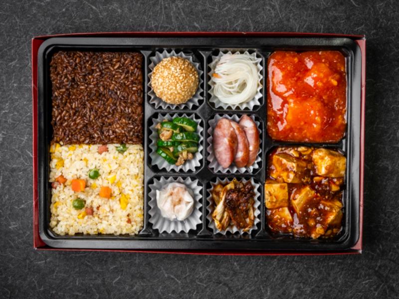 厳選ダブルメイン中華御膳（大エビチリ・麻婆豆腐）