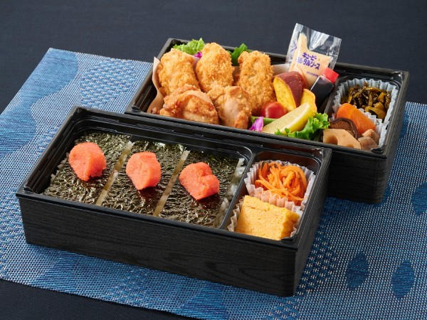 博多明太のり弁と唐揚げ＆カキフライ二段御膳