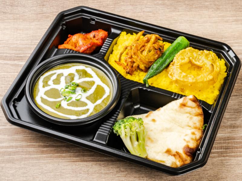 【ハラル対応】チーズナン＆ほうれん草チキンカレーセット