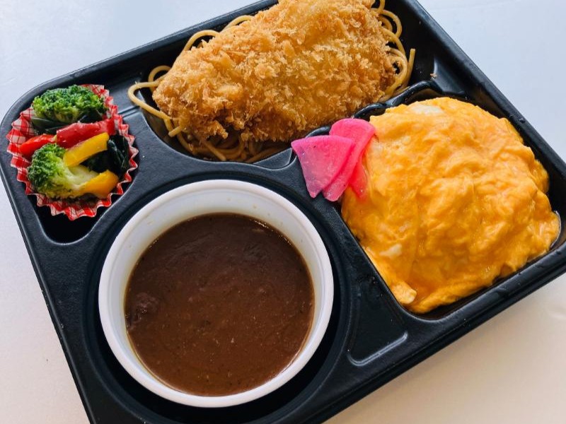 オムライス＆自家製カツカレー