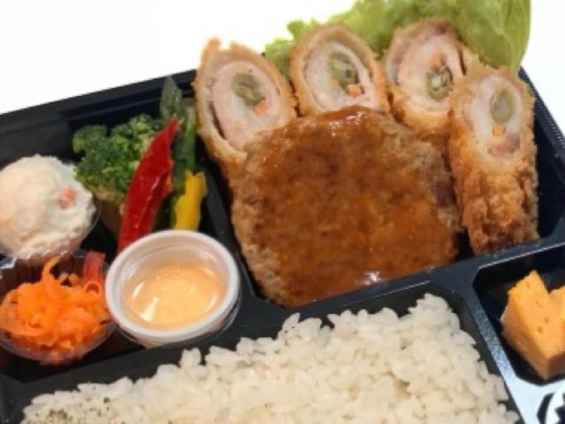 和牛100％ハンバーグと梅入り豚のロールフライ