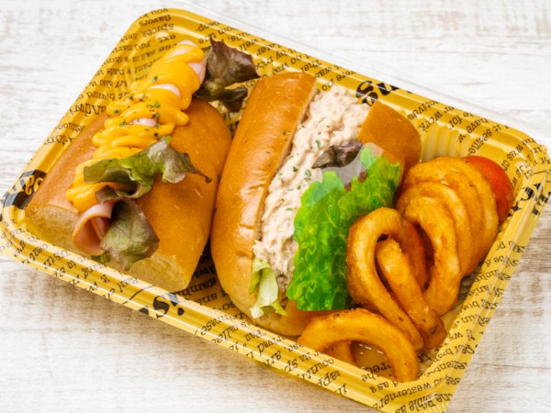 ランチファクトリーのサンドセットB パン2つ、おかず2種 540円｜【お