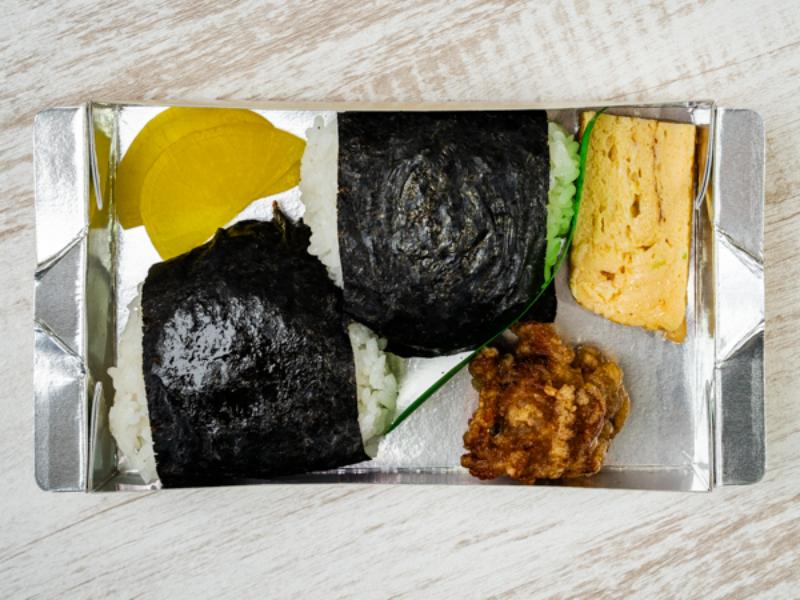 おにぎりセットD おにぎり2個、選べるおかず2種