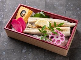 寿司・割烹 南喜久（関西）の特上鰻の白焼き重 2,160円｜【お弁当デリ