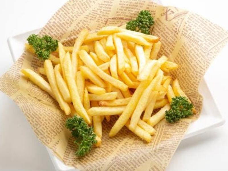 フライドポテト 【シューストリング】（発熱剤追加可能）